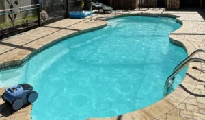 professional pool maintenance florida